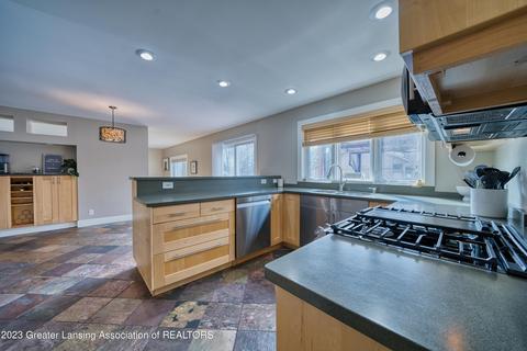 1175 Buckingham Rd, Haslett, MI 48840 photo 8