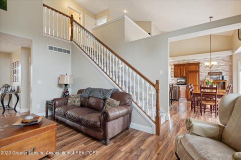 3830 Danbridge Dr, Lansing, MI 48906 photo 15
