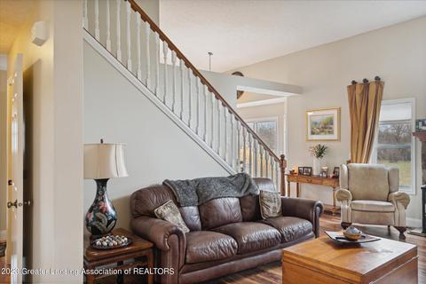 3830 Danbridge Dr, Lansing, MI 48906 photo 7