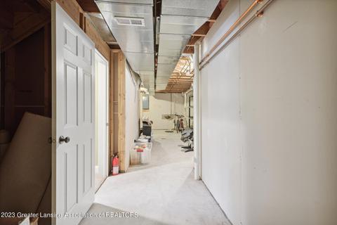 3830 Danbridge Dr, Lansing, MI 48906 photo 39