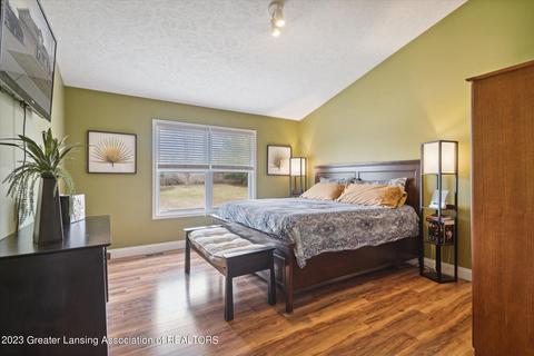 3830 Danbridge Dr, Lansing, MI 48906 photo 24