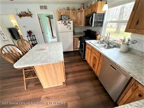 12421 Kruger Ln, Dewitt, MI 48820 photo 13