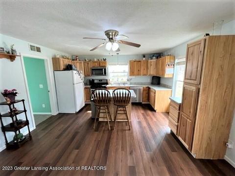 12421 Kruger Ln, Dewitt, MI 48820 photo 11