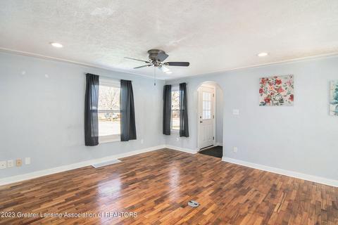 600 E Higham St, Saint Johns, MI 48879 photo 7