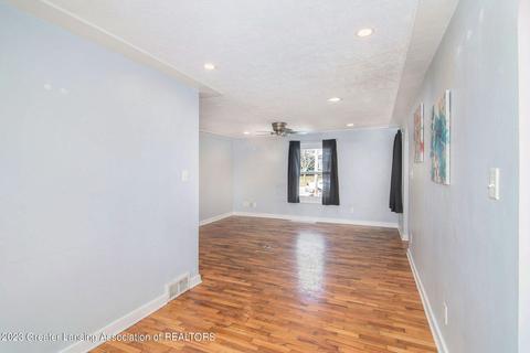 600 E Higham St, Saint Johns, MI 48879 photo 8