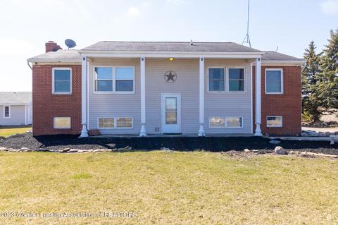 8301 W Parks Rd, Saint Johns, MI 48879
