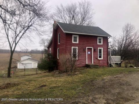 3377 Bull Run Rd, Howell, MI 48843