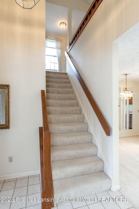1897 E Danbury, Okemos, MI 48864 photo 5