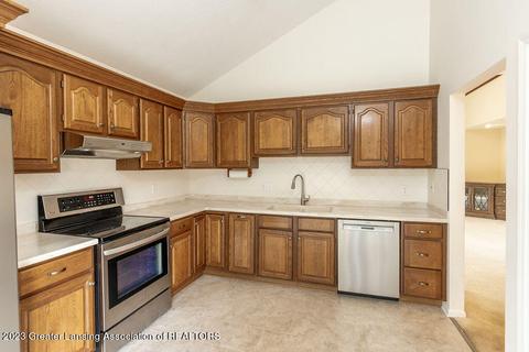 1897 E Danbury, Okemos, MI 48864 photo 13