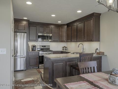 1200 Wineleaf Ln, Dewitt, MI 48820 photo 11