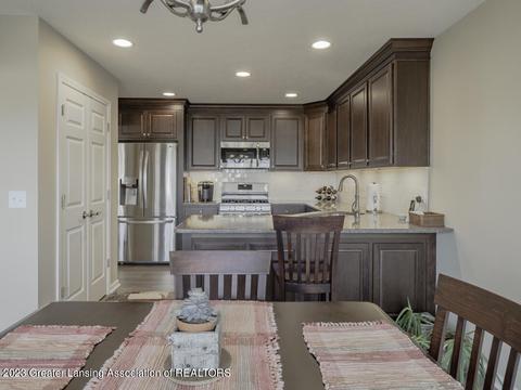 1200 Wineleaf Ln, Dewitt, MI 48820 photo 10