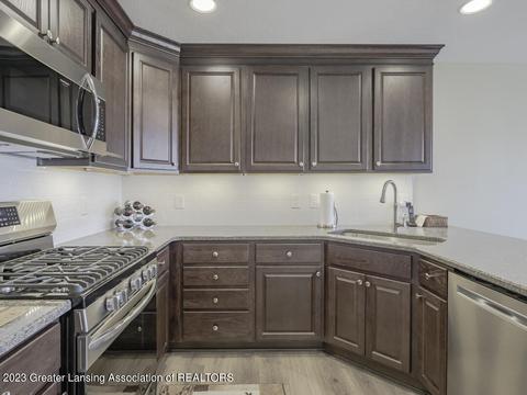 1200 Wineleaf Ln, Dewitt, MI 48820 photo 13