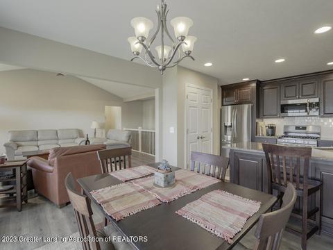 1200 Wineleaf Ln, Dewitt, MI 48820 photo 9
