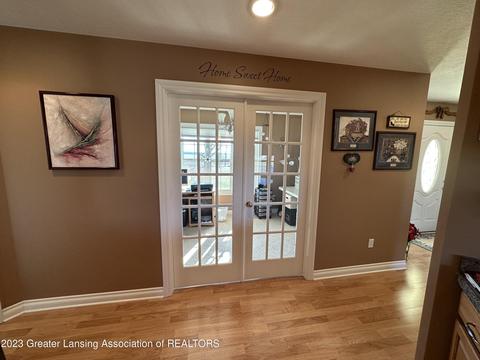 11730 Krepps Rd, Dewitt, MI 48820 photo 4