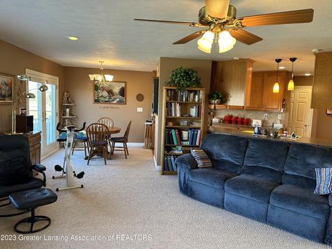 11730 Krepps Rd, Dewitt, MI 48820 photo 6