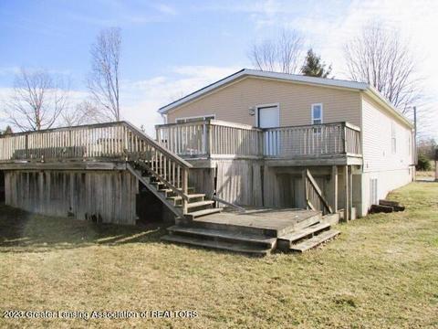 5101 W Church Rd, Perry, MI 48872