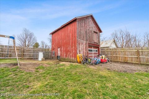 521 E Isham St, Lyons, MI 48851 photo 28