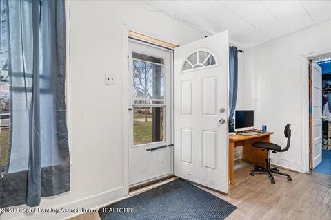521 E Isham St, Lyons, MI 48851 photo 5