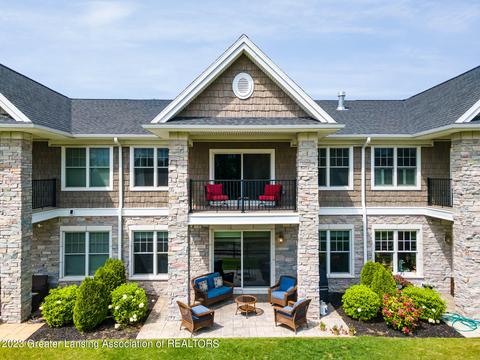 406 N Hamilton St #206, Saginaw, MI 48602
