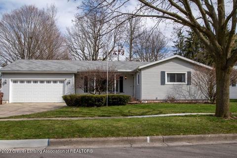 432 W Cherry St, Mason, MI 48854
