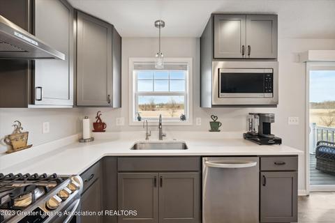 5644 Bittern Dr, Holt, MI 48842 photo 10