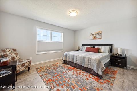 5644 Bittern Dr, Holt, MI 48842 photo 14