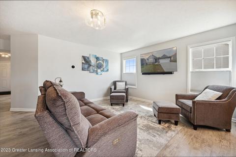 5644 Bittern Dr, Holt, MI 48842 photo 6