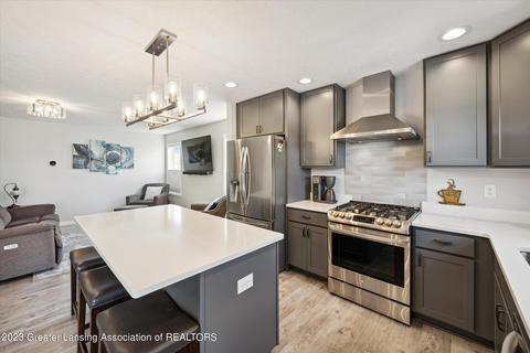 5644 Bittern Dr, Holt, MI 48842 photo 12