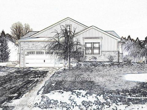 5247 E Hawk Hollow Dr, Bath, MI 48808