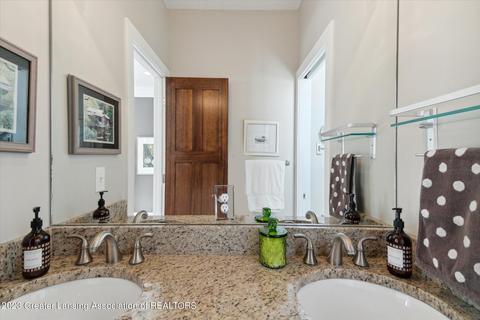 5247 E Hawk Hollow Dr, Bath, MI 48808 photo 14