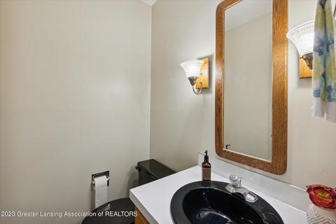 4433 Comanche Dr, Okemos, MI 48864 photo 7