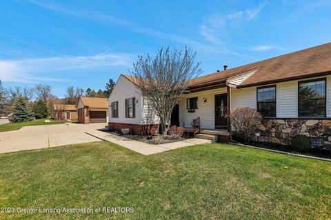 504 Red Cedar Blvd, Williamston, MI 48895 photo 3