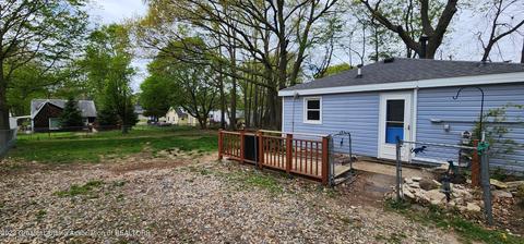 5830 Rolfe Rd, Lansing, MI 48911 photo 3