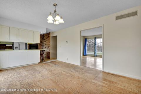 1258 W Pratt Rd, Dewitt, MI 48820 photo 8