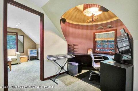 910 Jolly Rd, Okemos, MI 48864 photo 18