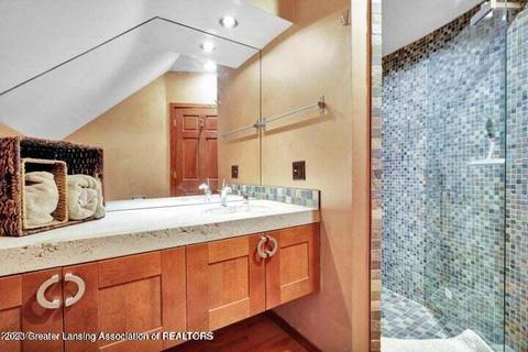 910 Jolly Rd, Okemos, MI 48864 photo 34