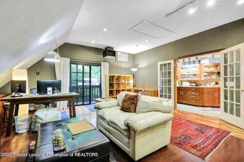 910 Jolly Rd, Okemos, MI 48864 photo 14