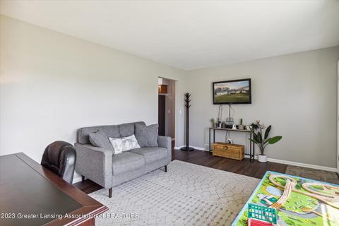 14961 Dunn Rd, Haslett, MI 48840 photo 11