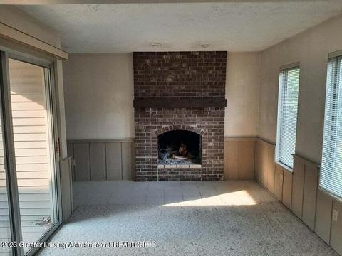3902 Moonlight Ln, Holt, MI 48842 photo 6