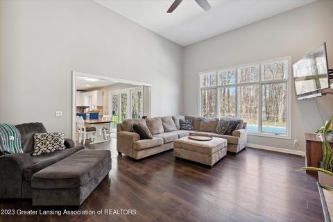 1568 Sanborn Dr, Dewitt, MI 48820 photo 9