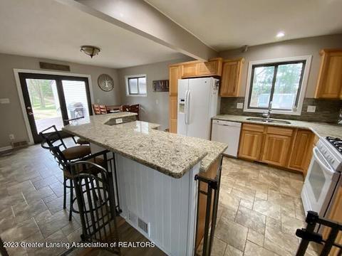 4417 Britton Rd, Perry, MI 48872 photo 5