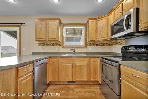 6357 Macadam Way, Dimondale, MI 48821 photo 15