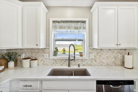 4955 E Dennis Rd, Webberville, MI 48892 photo 19