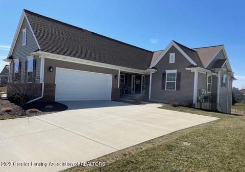 1208 Wineleaf Ln, Dewitt, MI 48820