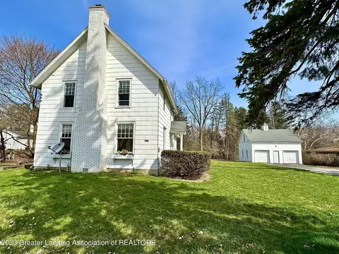 1101 Burcham Dr, East Lansing, MI 48823
