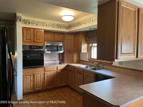 2314 Webster Rd, Lansing, MI 48917 photo 17
