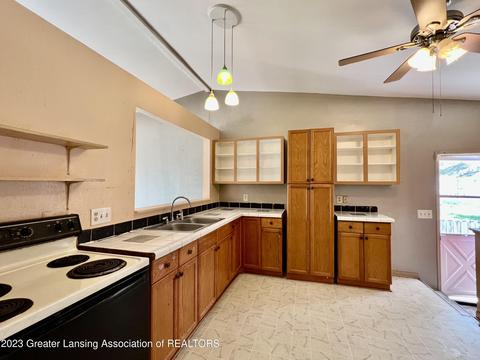 4123 Heathgate Dr, Lansing, MI 48911 photo 10