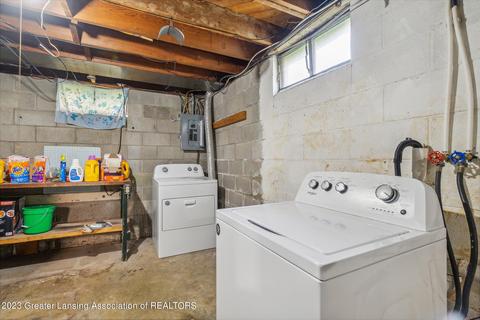 3918 Alpha St, Lansing, MI 48910 photo 17