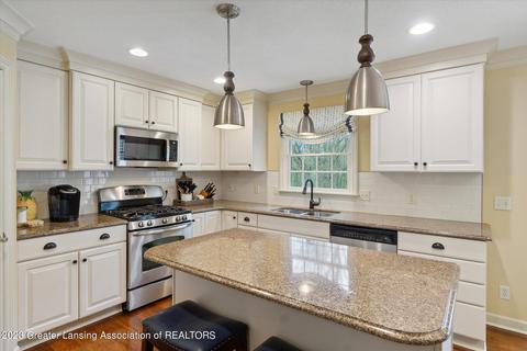 13265 Watercrest Dr, Dewitt, MI 48820 photo 16