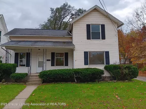 1017 W Shiawassee St, Lansing, MI 48915